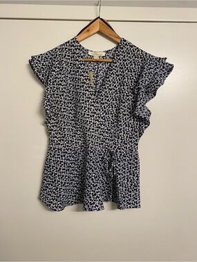 Monteau Los Angeles Navy and White Floral Ruffle Sleeve Peplum Blouse